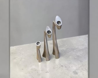 Set van 3 aluminium zwaankandelaar, ontworpen door Matthew Hilton voor SCP England,