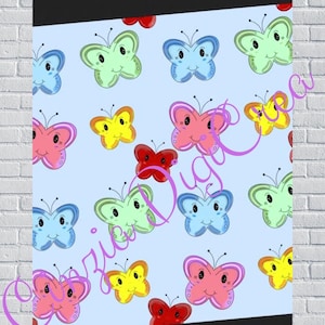 Può includere: Uno sfondo azzurro chiaro è ricoperto da farfalle dei cartoni animati in vari colori, tra cui rosa, giallo, verde, blu e rosso. Le farfalle hanno facce sorridenti. Il testo "Cinzio Digi Crea" è scritto in corsivo.