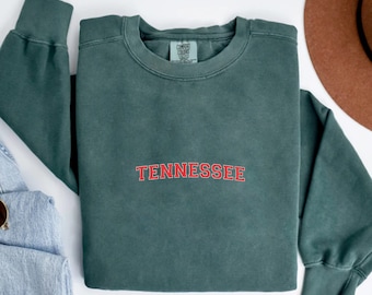 Embroidered Tennessee Sweatshirt, Tennessee Vintage Football, Game Day Sweater, Tennessee Travel, Retro Style Sweatshirt, Nashville Sweater
