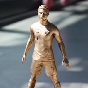 3Dプリント製リオネル・メッシフィギュア、象徴的なセレブレーション