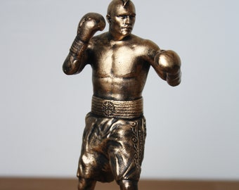 Sculpture 3D Oleksandr Usyk sculpture Champion de Boxe Poids Lourds Ukraine