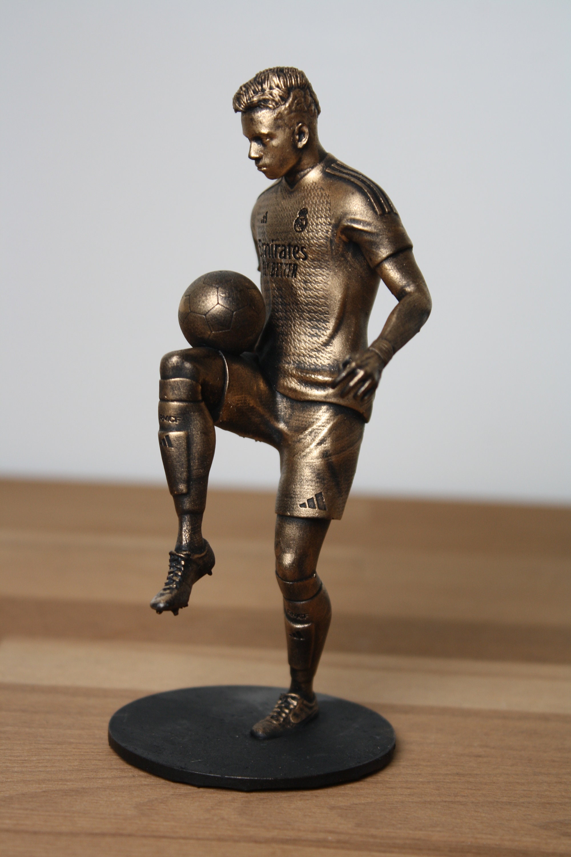 Sculpture De Rodrygo Footballeur Du Real Madrid Cadeau Originale