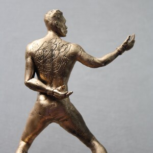Statue UFC Collection 3D Peinte Main Idée Cadeau Fan Sport Combat image 4