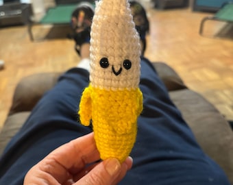 Plátano de ganchillo hecho a mano
