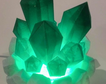 Fantasy Crystal USB LED Desk Lamp - Mystical Table Light for Cosplay, Sci-Fi Lovers & Night Ambiance