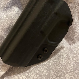 Smith and Wesson M and P Holster