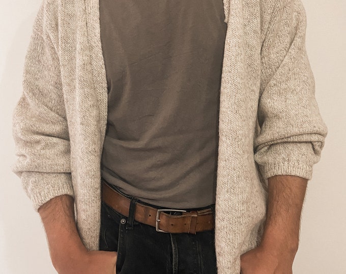 Men's cardigan in sustainable wool, handmade_HANDMADE