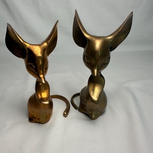 Vintage Solid Brass Mouse Figurine: Curled Tail Paperweight