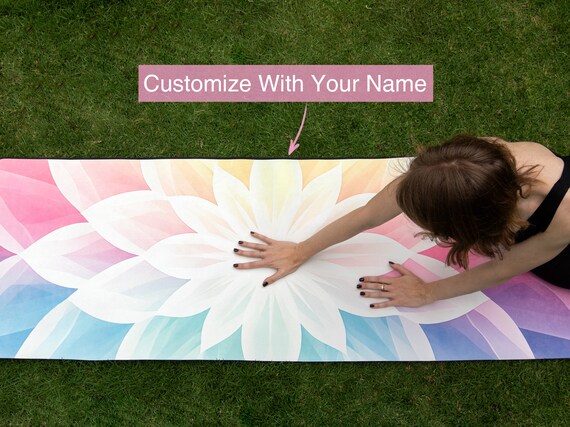 Custom Yoga Mat Floral Mandala No Slip Personalized Mat Yoga Retreat Gift with Name Mat for Bridal Party Yoga Accessories Bachelorette Gift