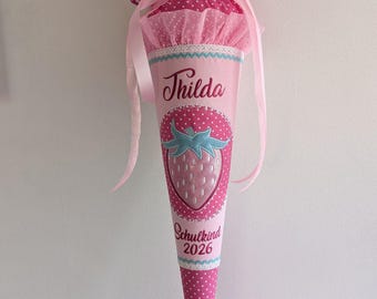Schultüte Erdbeere personalisiert mit Name | rosa Stoff Schultüte Mädchen | passend zu Schulranzen Erdbeer Design | Einschulung 2026