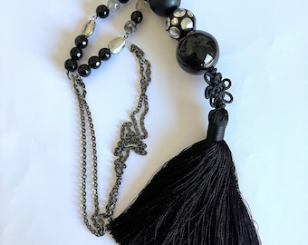 Black pompom long necklace, maedup, wood and black ceramic beads, gray and black fine stones, stainless black chain