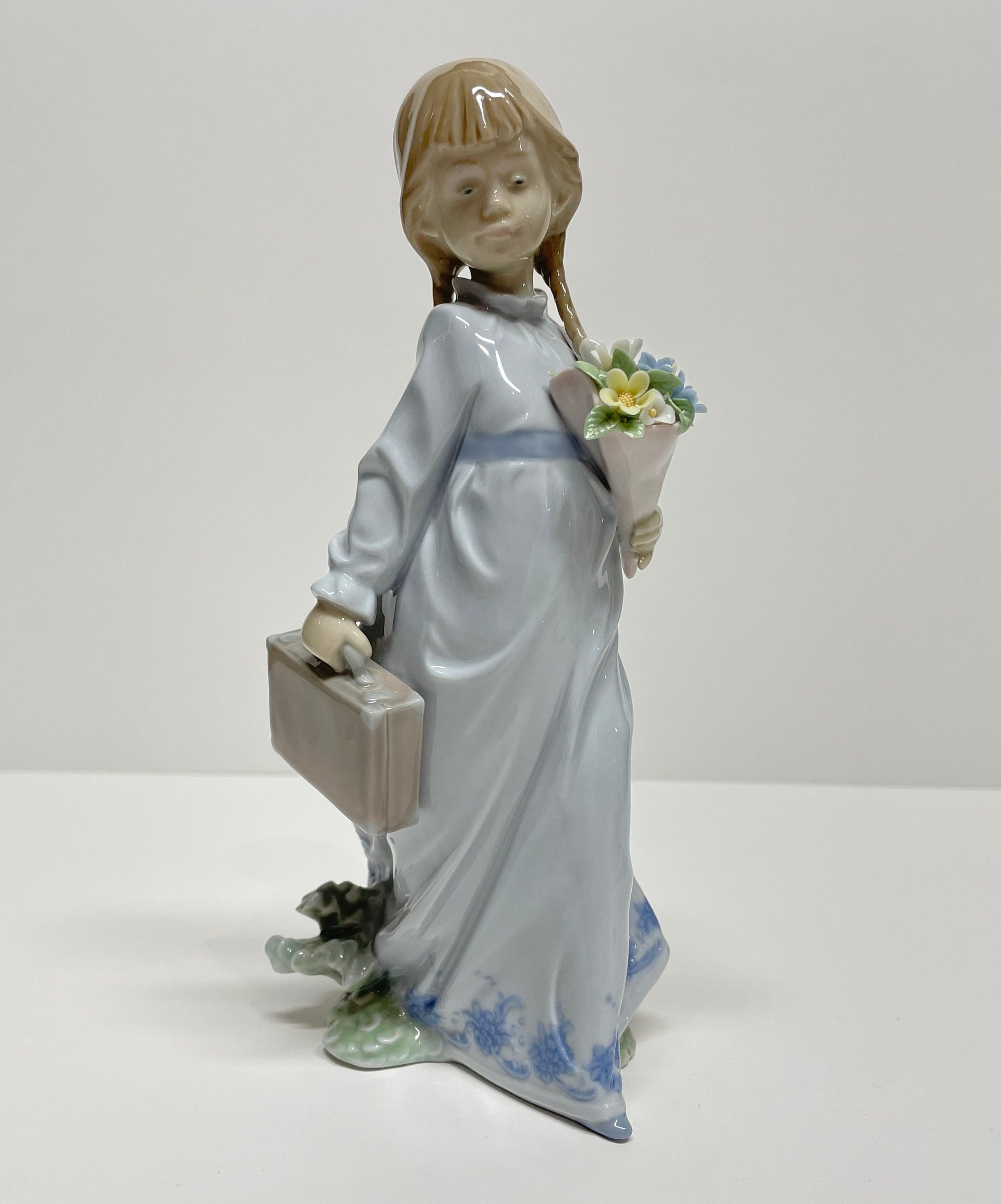 【限定品】リヤドロ LLADRO 7604 学校時代 SCHOOL DAYS 限定品】リヤドロ LLADRO 7604 学校時代 SCHOOL DAYS - メルカリ