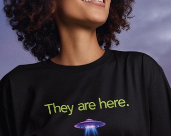 UFO T-shirt: Roswell Alien Conspiracy Theory Tee