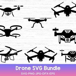 Puede incluir: Un conjunto de 8 archivos SVG de drones en blanco y negro. Los drones son de varios estilos y configuraciones. El texto "Drone SVG Bundle" y "SVG-PNG-JPG-DFX-EPS" está en la parte inferior de la imagen.