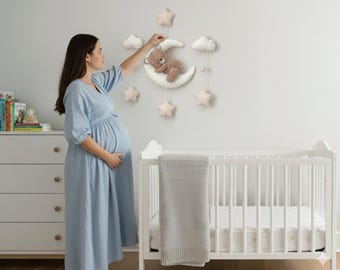 Väggdekoration för barnrum, nallebjörnsmånehängande, neutral babyrumsdekoration, babyshowerpresent, handgjord barnrumskonst, nallebjörnsbarnrumsdekoration