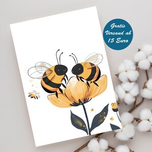 Handgefertigte zauberhafte Grußkarte mit Blumen und Bienen Motiv für jeden Anlass geeignet, z.B. als Geburtstagskarte, Klappkarte