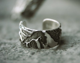 Handcrafted Oxidized Sterling Silver Abstract Ring: Adjustable
