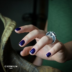 Ring with Black Pearl: 925 Sterling Silver Handmade Ring. Handcrafted Unique Silver Ring with Natural Black Stone. Modern Avant-Garde Ring.
