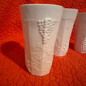 Colony Harvest Milk Glass Tumbler Set