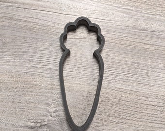 Carrot cookie cutter