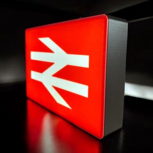 British Rail Logo LED Light Sign – 3D Printed Railway Decor, Train Enthusiast Gift, Nostalgic UK Sign