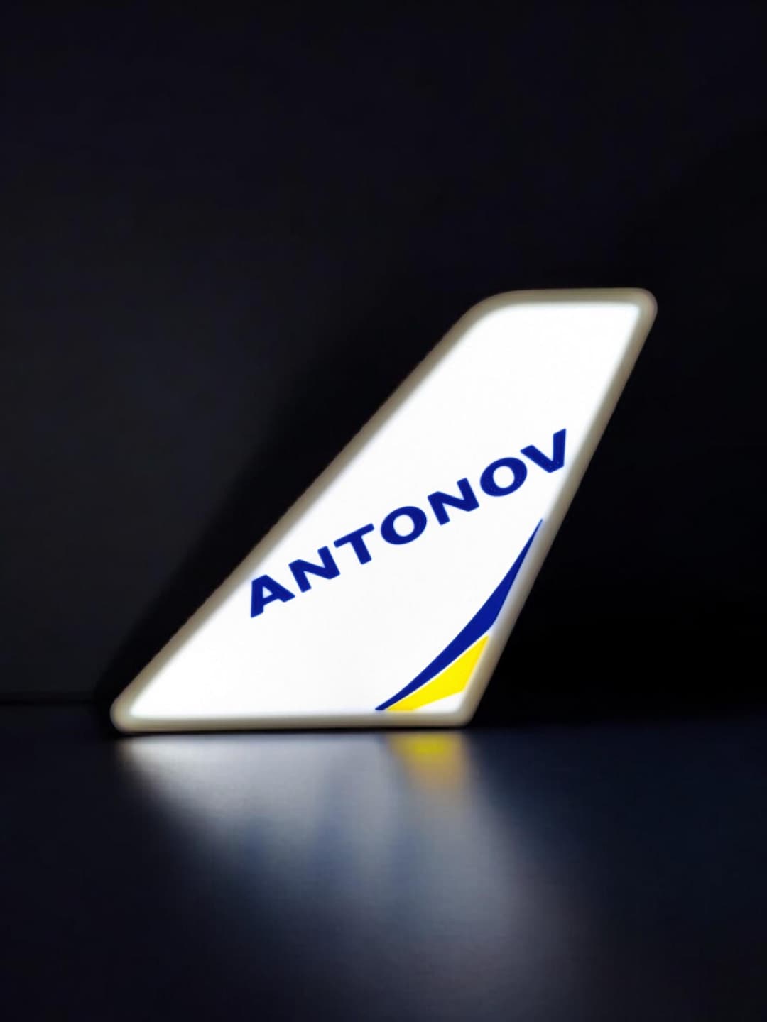 Antonov-inspired LED Aircraft Tail Light – Aviation Décor Flair - Etsy