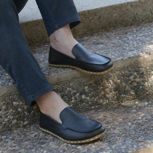 Men&#39;s Handmade Leather Barefoot Loafers: Grounding Shoes