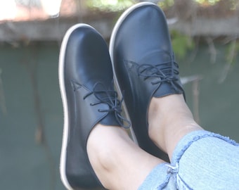 Handmade Leather Barefoot Shoes: Women's Grounding Shoes, Copper