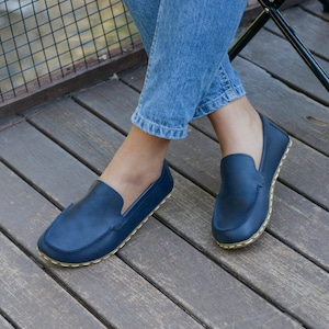 Handmade Leather Barefoot Shoes: Navy Zero Drop Grounding Shoes