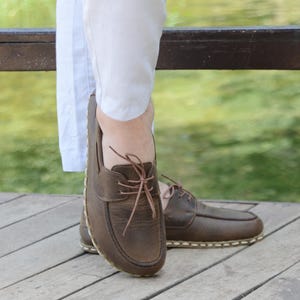 Men&#39;s Leather Grounding Loafers: Handmade Barefoot Shoes