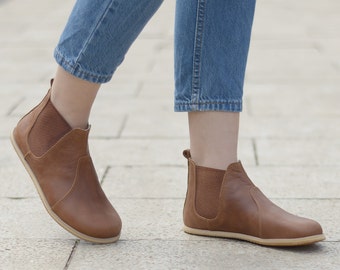 Handmade Leather Chelsea Boots: Women&#39;s Barefoot Ankle Boots Earth Brown