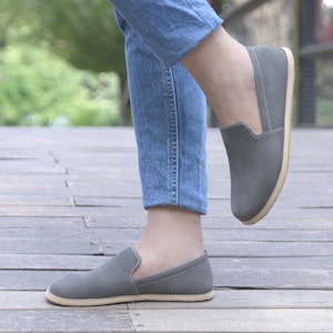 Women Grounding Barefoot Shoes, Leather Earthing Shoes, Zero Drop Wide Toe Box, Barefoot Shoes - Gray Nubuck Leather
