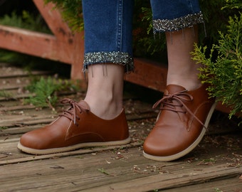 Scarpe da donna a piedi nudi fatte a mano, scarpe più larghe con lacci a goccia zero in pelle Oxford, marrone elegante