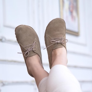 Women Barefoot Shoes, Wide Toe Box Leather Shoes, Zero Drop Earthing Shoes, Grounding Shoes – Latte Suede