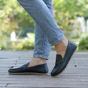 Women Barefoot Leather Shoes - Eco-Friendly Grounding Footwear - Comfortable Zero Drop Design -  Royal Black