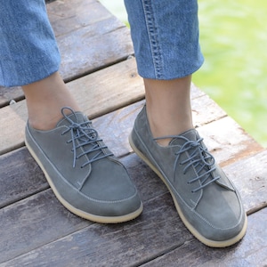 Women Handmade Leather Barefoot Shoe, Zero Drop Grounding Shoe, Wide Toe Box Earthing Sneaker, Gray Nubuck Minimalist Shoe