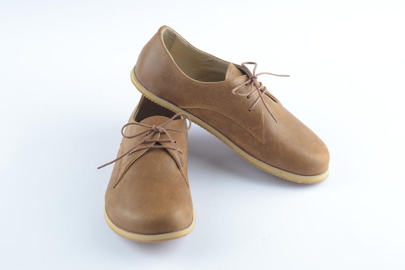 Zapatos descalzos para mujer, color marrón otoño, de cuero, con conexión a tierra. imagen 10