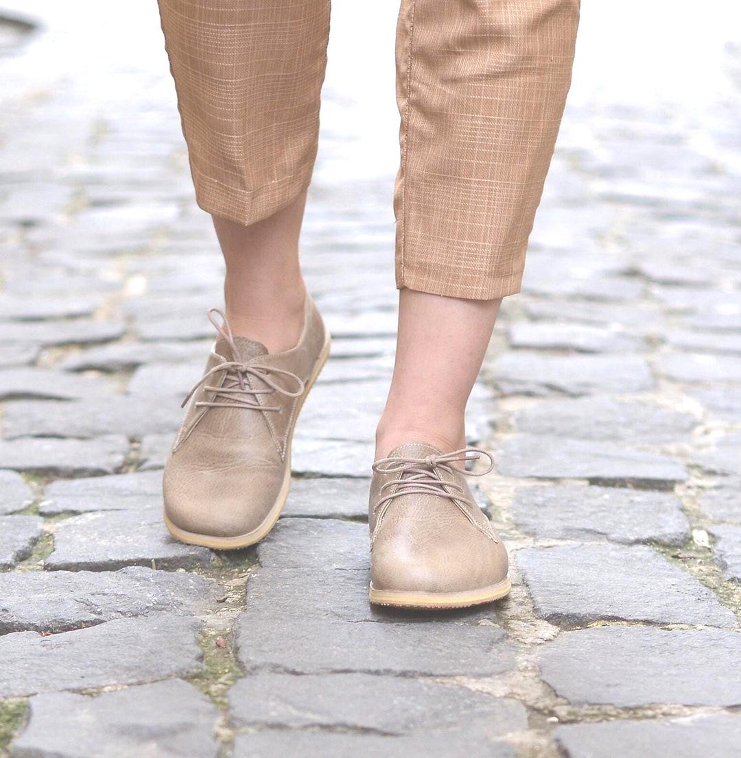 Chaussures pieds nus en cuir faites à la main pour femmes