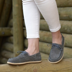 Women&#39;s Barefoot Shoes, Handmade Leather Minimalist Shoes, Zero Drop, Wide Toe Box, Fashionable Handmade Footwear, Suede Shoes, Gray Nubuck