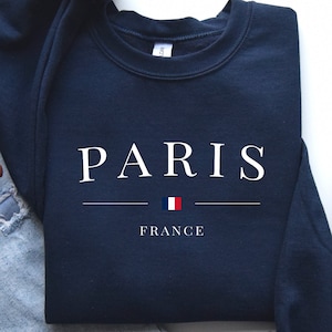 Paris France Sweatshirt: Unisex Souvenir Sweater
