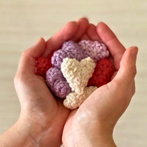 Crochet Mini Hearts: Tiny Amigurumi Cotton Heart Set