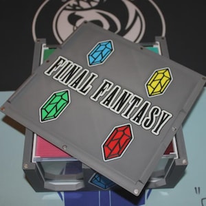mtg final fantasy card holder Amazon.com: Komick 1800+ Card Deck Case – PU Leather Microfiber Lined Final  Fantasy MTG Card Box, Card Storage for Yugioh Structure Deck, Baseball,  Bloomburrow MTG – TCG Deck Box (Black/Red) : Toys main image 1