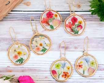 Sterling Silver Handmade Pressed Flowers Resin Gold Dangle Drop Earrings, Resin Jewellery,  Flower earrings, Real Flower, Resin Earring