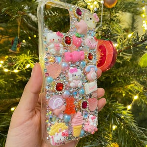 Funda para iPhone 15/14+ Hello Kitty Precio especial de liquidación por exceso de inventario – Funda para teléfono Kawaii Deco imagen 6
