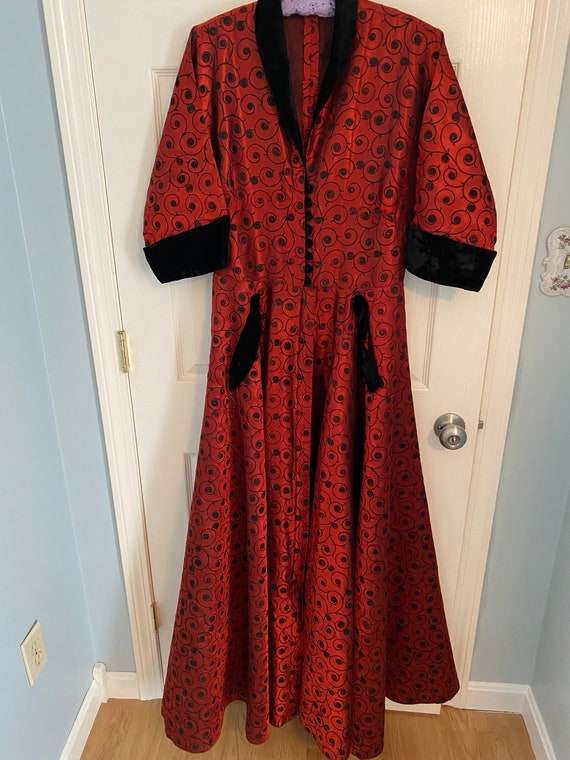 Vintage “Lucille “Ball” style house dress