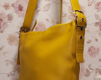 Vintage COACH Soho Yellow Leather Duffle Sac Shoulder Crossbody