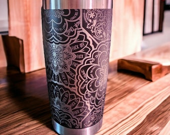 Versteckte Schimpfwörter 520 ml Becher