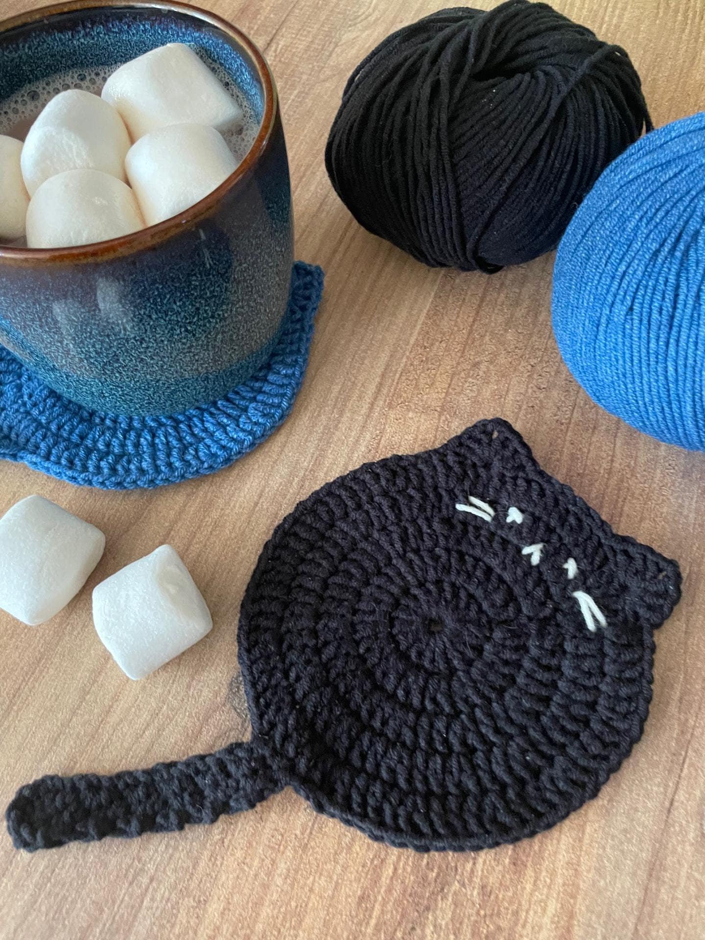 37 Cat Coaster Crochet Patterns for Cat Lovers, Gifts, and Cozy Home Decor 6 Crochet CAT coaster