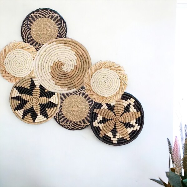 Conjunto de 7 decoración de pared de cesta / placas de pared colgantes / arte de pared boho / decoración de pared de cuenco de mimbre / arte de pared boho / decoración de pared boho