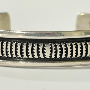 Navajo Darin Bill / ナバホ族 ダーリンビル シルバーバングル Navajo Darin Bill / ナバホ族 ダーリンビル シルバーバングル